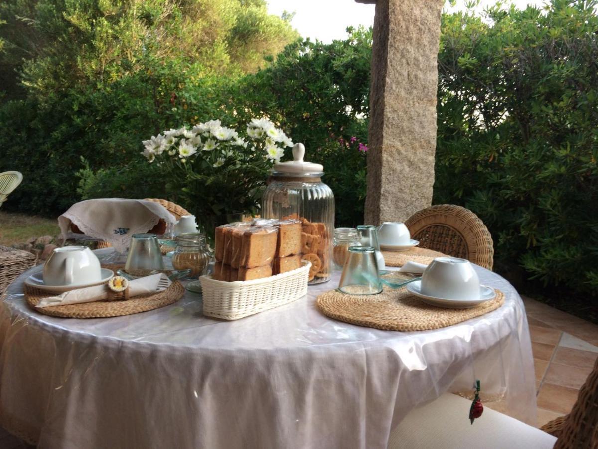 Villa Franci Santa Teresa Gallura Eksteriør billede